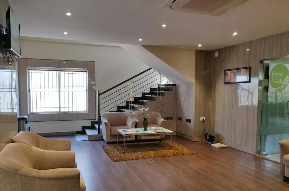 Ivy Suites
