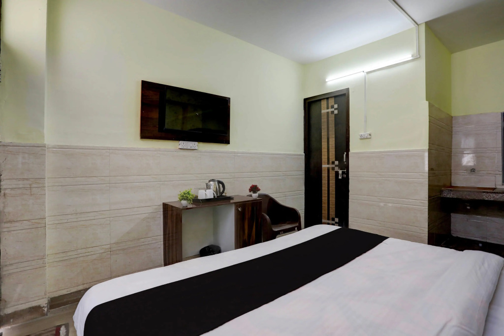 Hotel O HOTEL EMPIRE 18