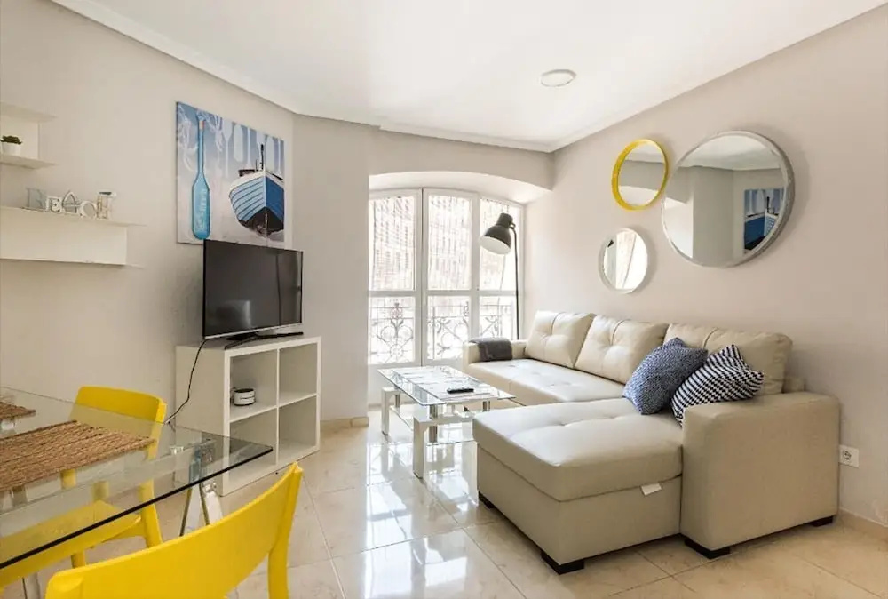 Sunny Cozy Apt. Historic District - Sol