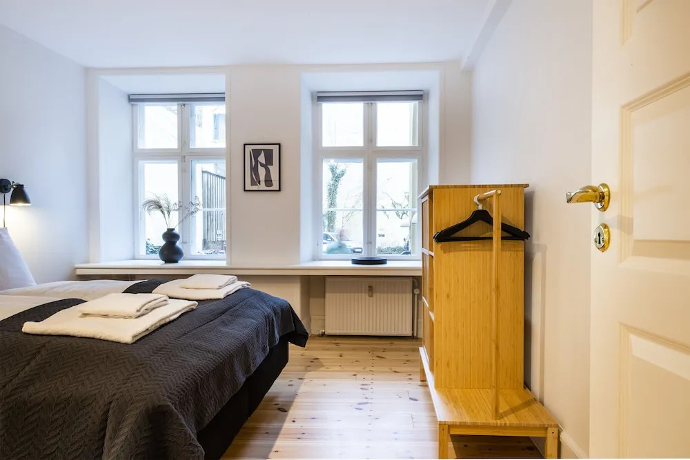 Town Hall Apartments by Daniel&Jacob's