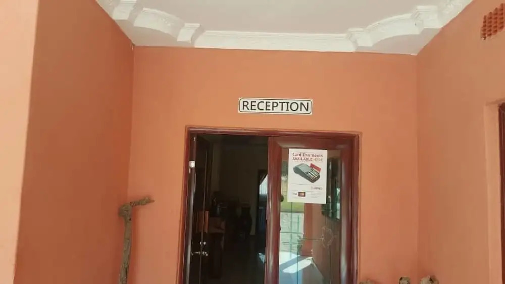 Twin Cave Lodge