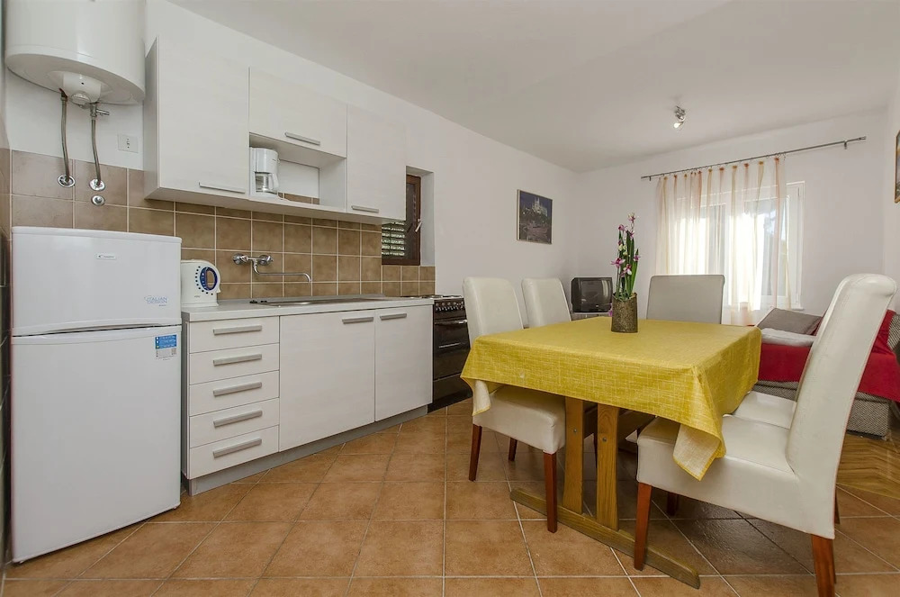 Apartments Rada