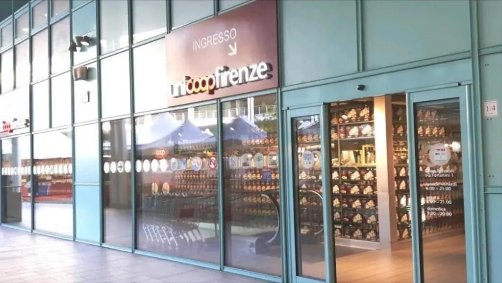 Godi Fiorenza Suite - Duomo a 15 Minuti e Aeroporto a 4 Minuti con Tramvia T2