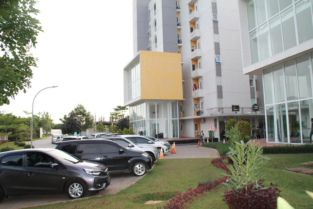 Barata Hotel Near Bandara Soekarno Hatta