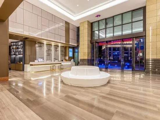 Vias International Hotel (Panzhihua Wanda Plaza)