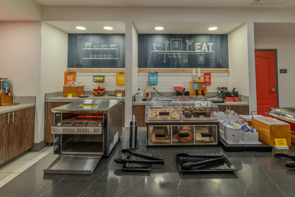 Hampton Inn & Suites-Florence Downtown