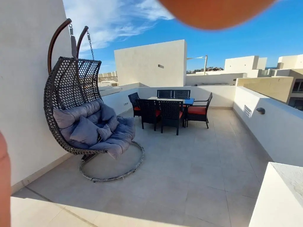 MCJ Luxury 2 Bedrooms Apartment