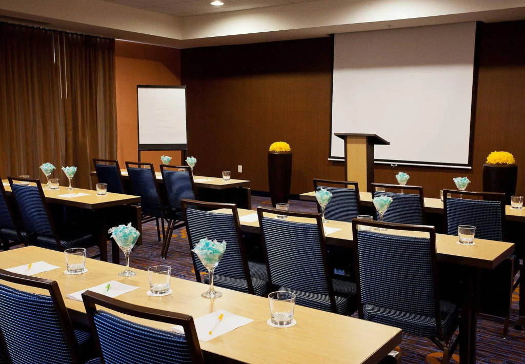 Courtyard by Marriott Galveston Island