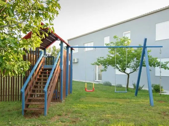 Apartments Dama