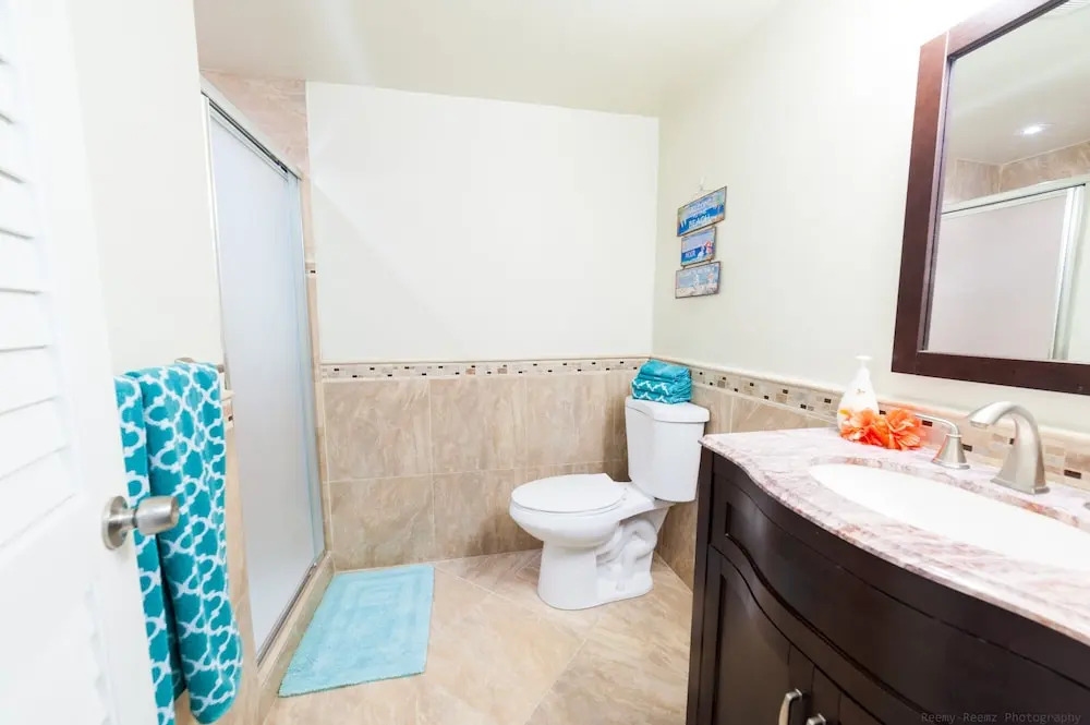 Gorgeous Ocean Views! Welcome to Bella Breeze! BeachFront 2BR 2BA