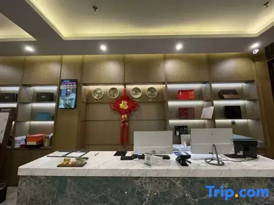 Haiyun Jia Hotel (Danzhou Baimajing Town Majing Night Market)