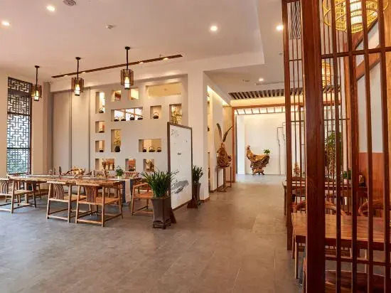 Fujian Longyan Huaguan Hall Hotel (Liancheng Guanzhai Mountain Scenic Area Branch)