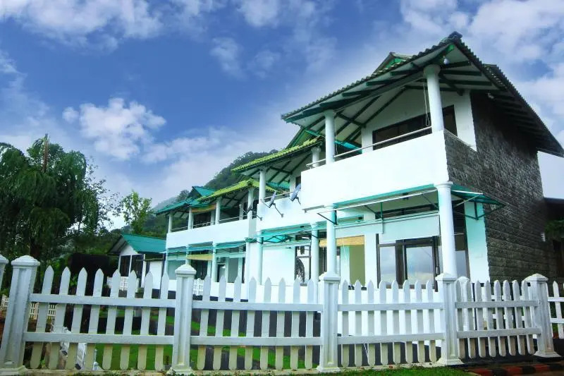 Danadhee Jungle Rest