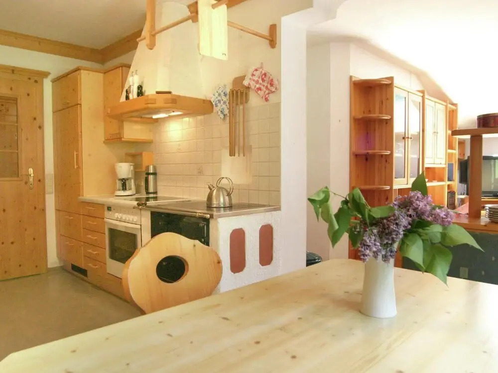 Bright Holiday Home in Huttschlag near Mountains Ski Slopes