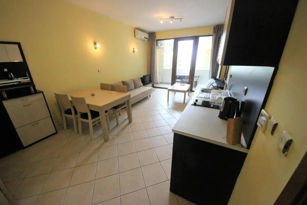 Menada Midia Apartments