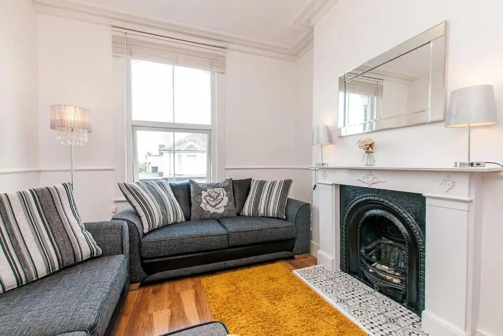 Central Broadstairs Apartment Close to Beach