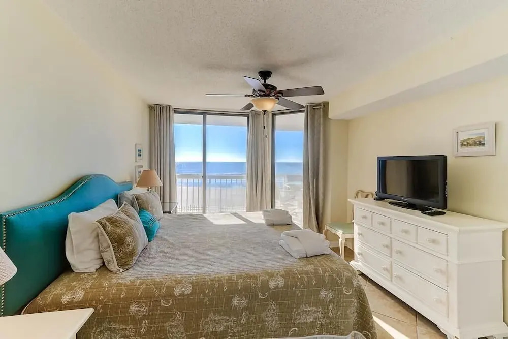 316 COV - Oceanfront Condo - 2 Pools