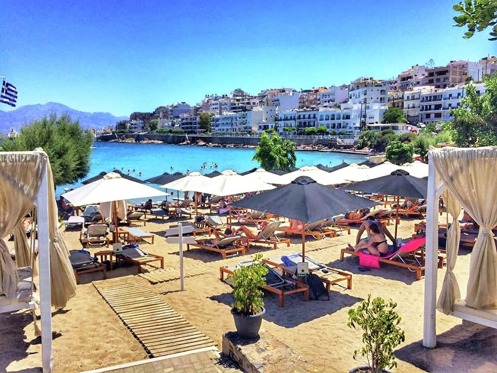 Stylish Seaside Apartment in Agios Nikolaos