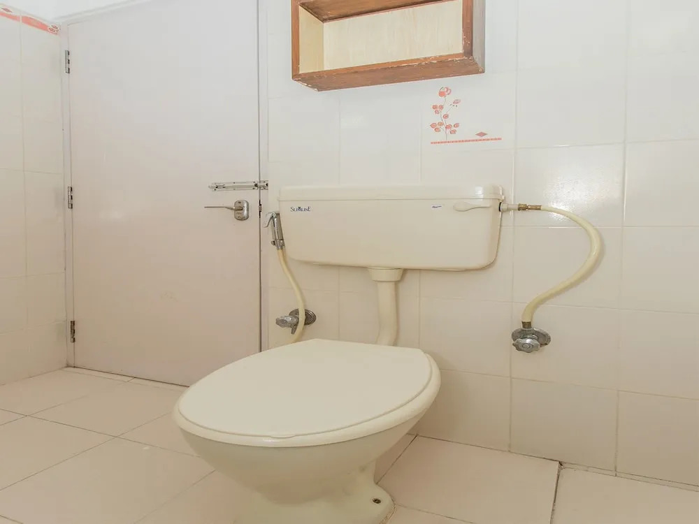 OYO Hermitage Apartments Near Sri Someshwara Swami Temple
