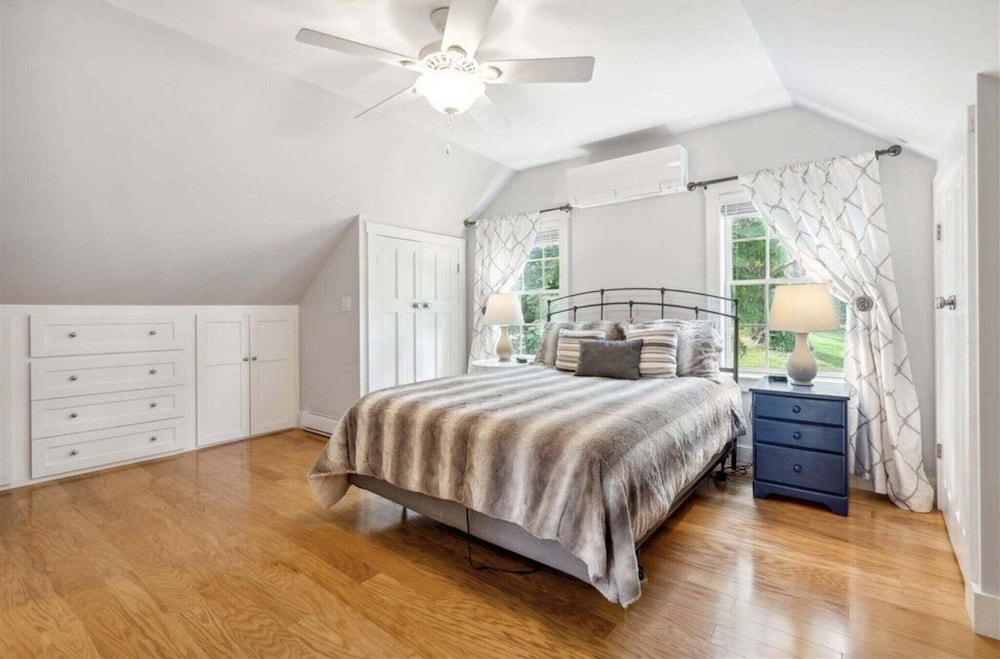 Lakeside Retreat Limit 10 3 Bedroom Home