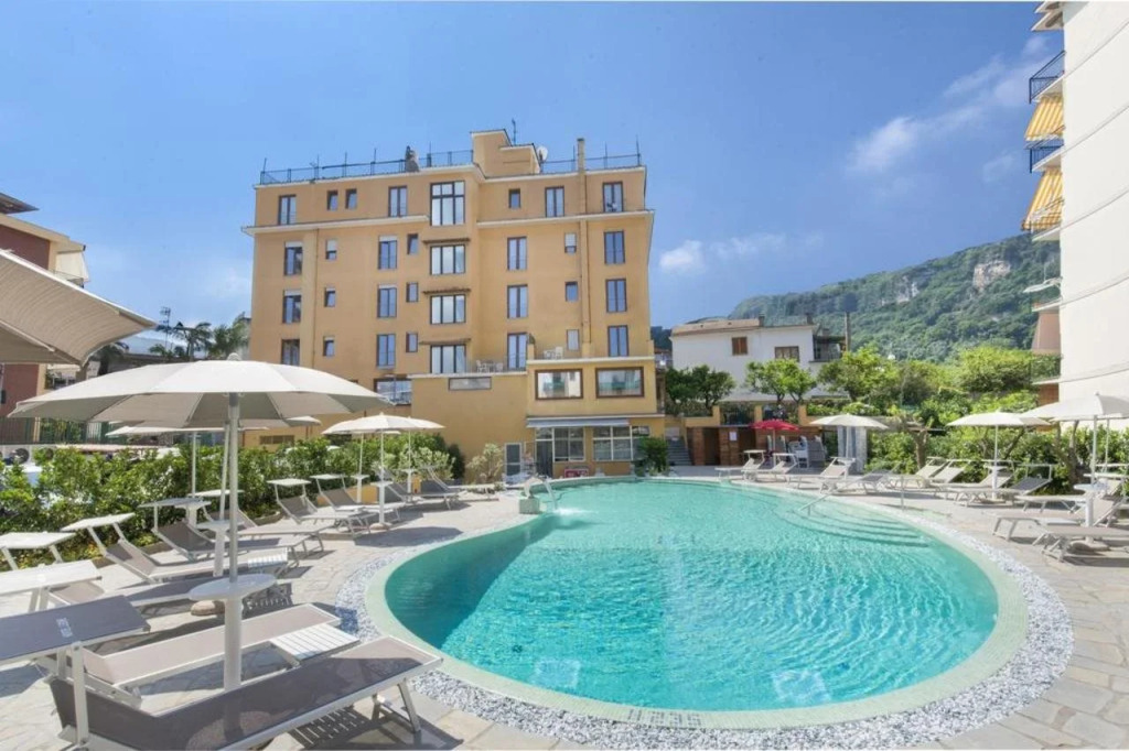Hotel Leone
