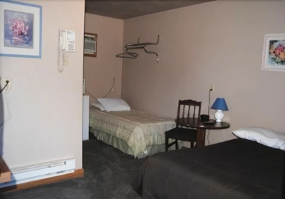 West Side Motel