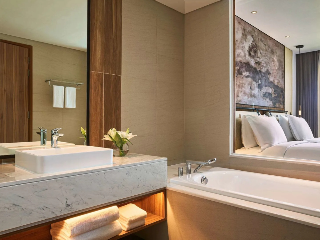 Курортный отель Mövenpick Resort Waverly Phu Quoc