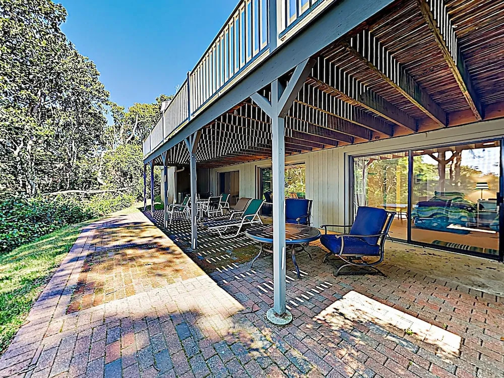 New Listing! Chic Chatham Gem Near Beach & Ferry 3 Bedroom Home