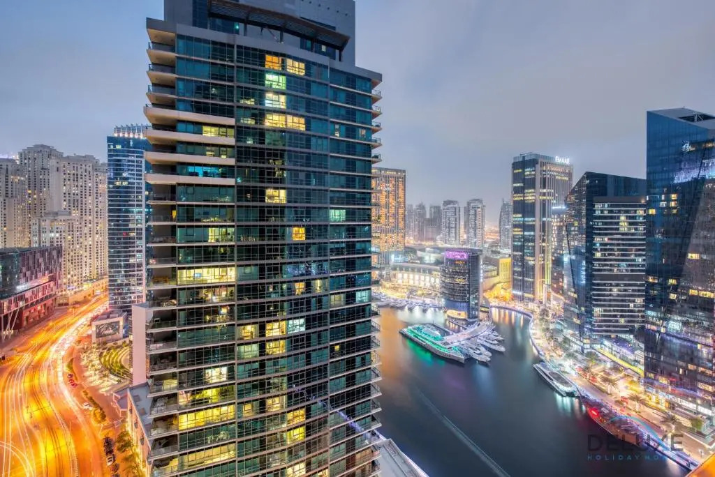 Elegant 1BR at Al Sahab 2 Dubai Marina by Deluxe Holiday Homes