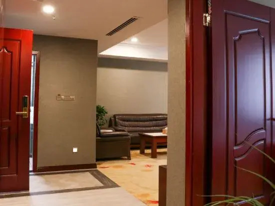 Yajia Hotel