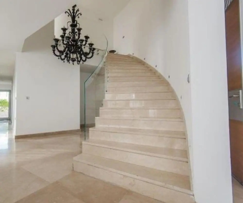 Mango Luxury Villa