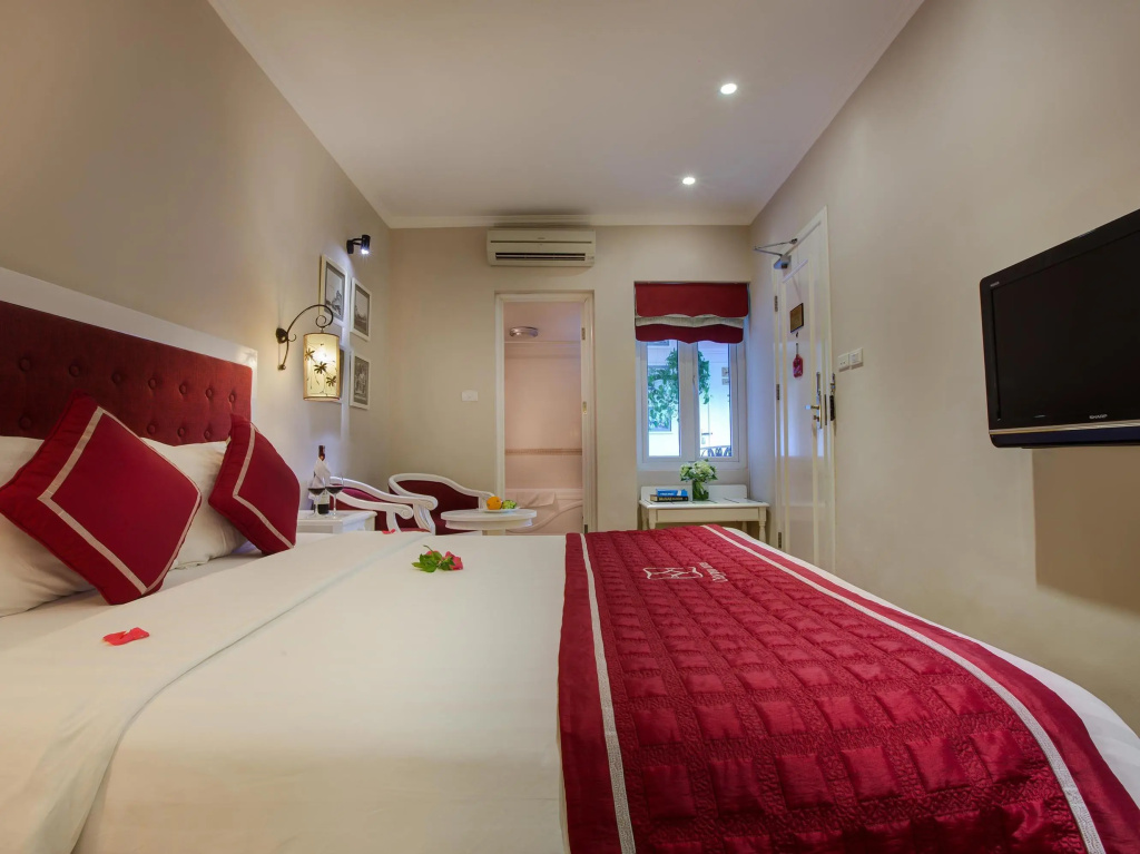 Calypso Grand Hotel