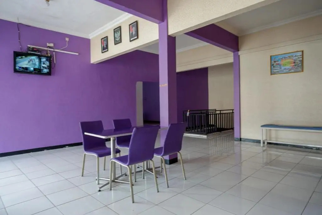RedDoorz near RSUD Kebumen
