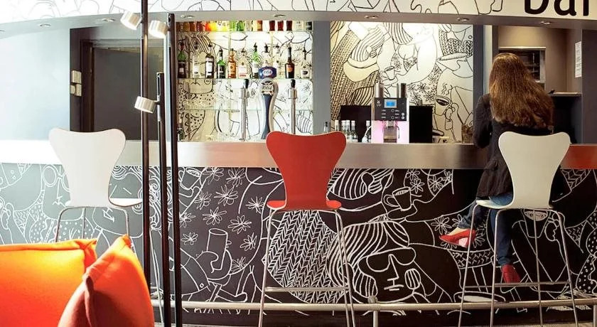 ibis Arles