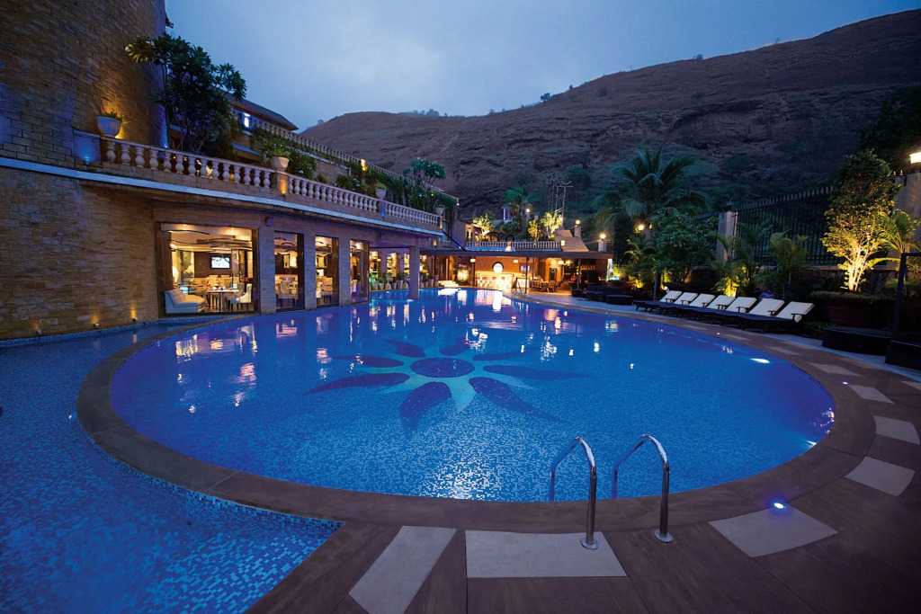 Della Resorts