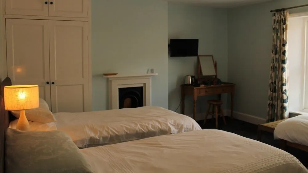 Taunton House B&B