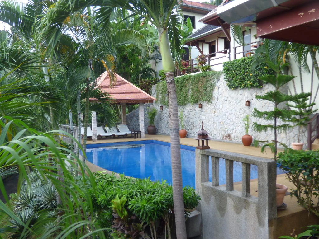 Baiyok Villa seaview and edge pool