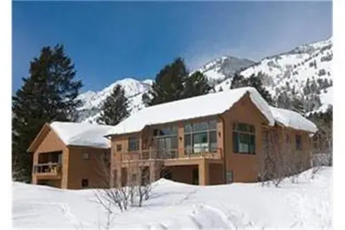 Mcbean House - 4Br Home + Private Hot Tub - Llh 63280