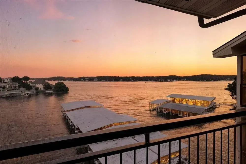 2mm Main Channel Views, Boat & PWC Slip, 2 Pools, Playground & Tennis