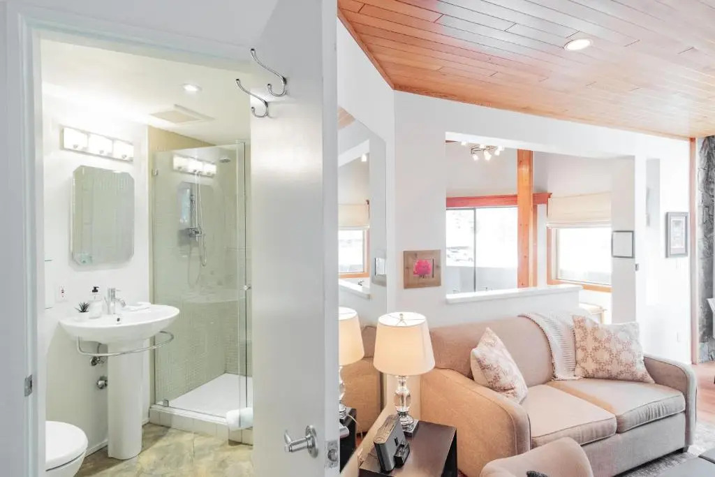 Rainbow Lodge by Outpost Whistler