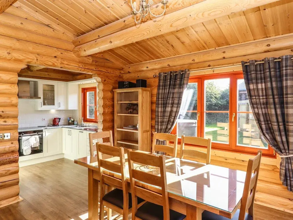 Pine Lodge