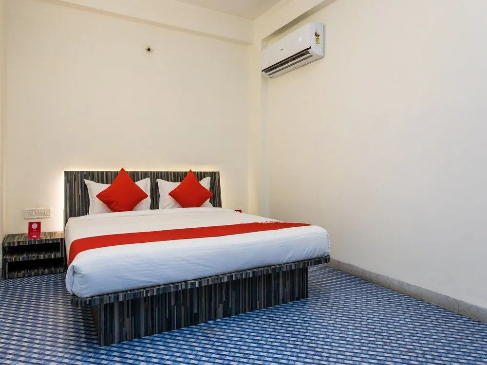 Collection O 12362 Hotel Emerald Park