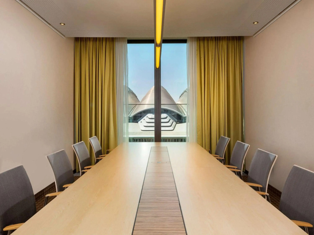 Mövenpick Hotel Frankfurt City Messe