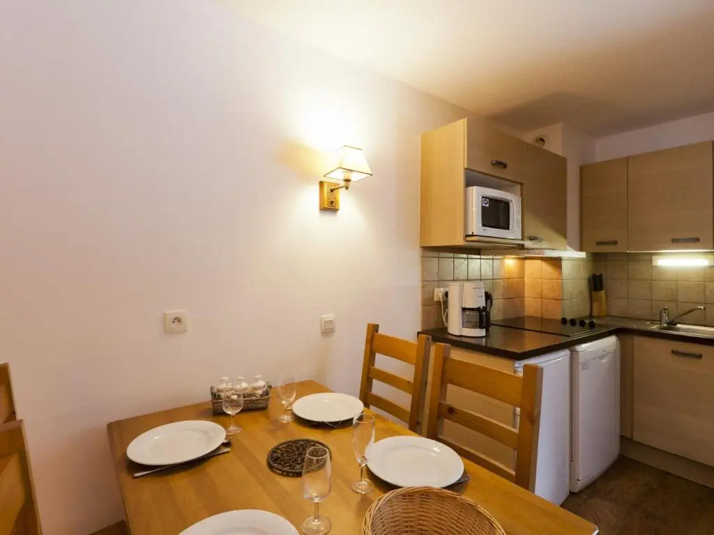 Appartement Brides-les-Bains, 1 pièce, 4 personnes - FR-1-512-48