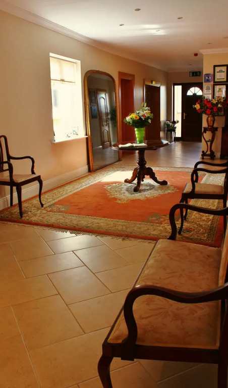 Seasons Lodge Guesthouse