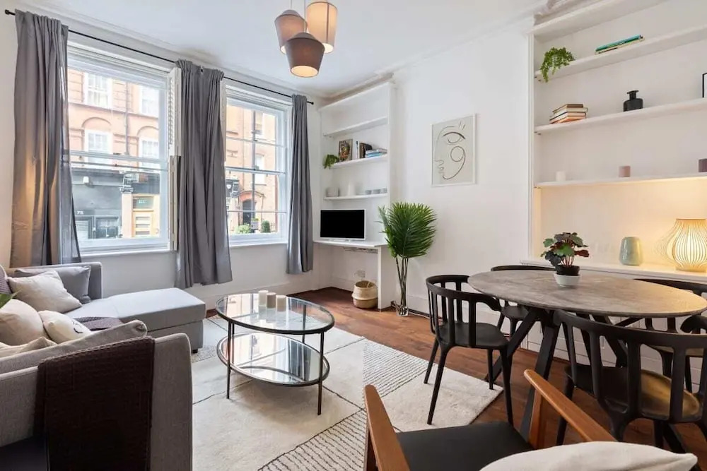 Stunning 1 Bed Apt, Sleeps 4 nr Central London