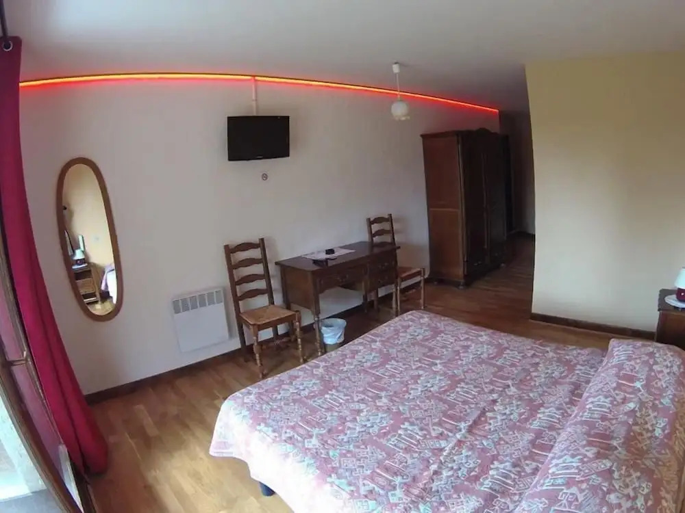 Boustigue Hotel