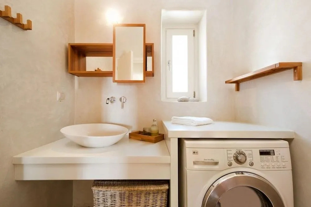 Athina Ios Villa