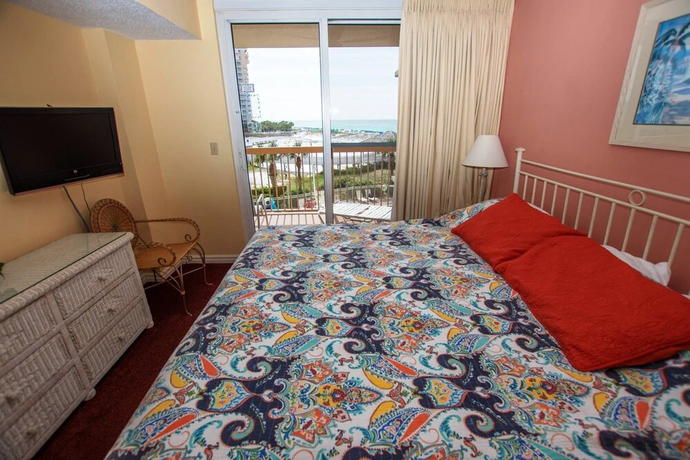 Pelican Beach 314