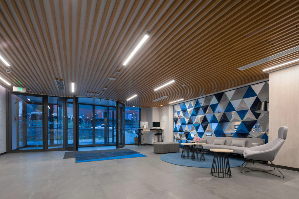Holiday Inn Express Beijing Shijingshan Lakeview by IHG